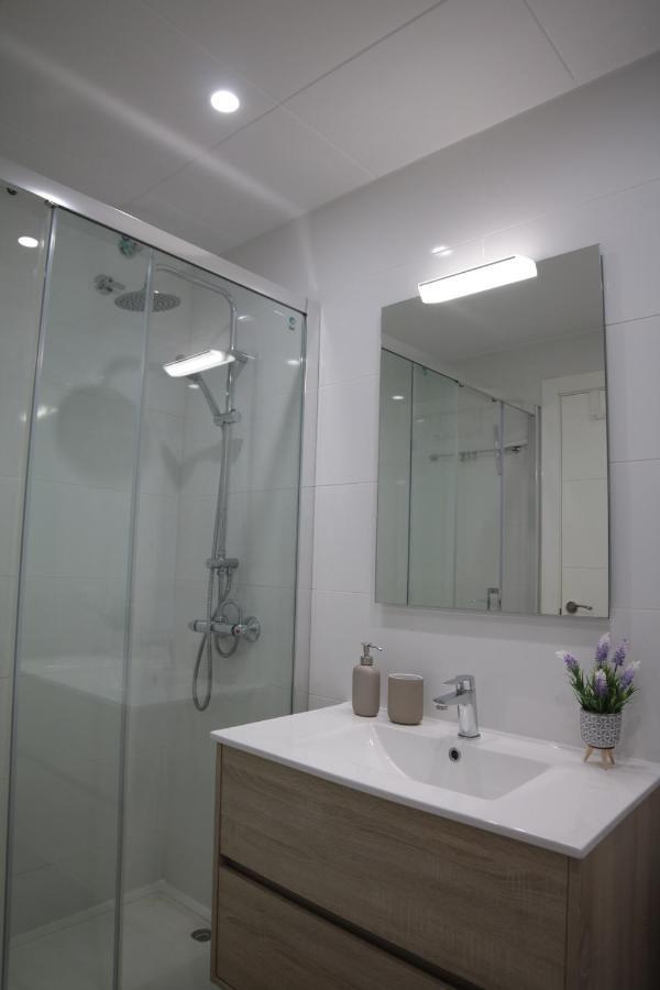 Modern Apartament Al Costat Del Parc De La Devesa Girona Exterior foto