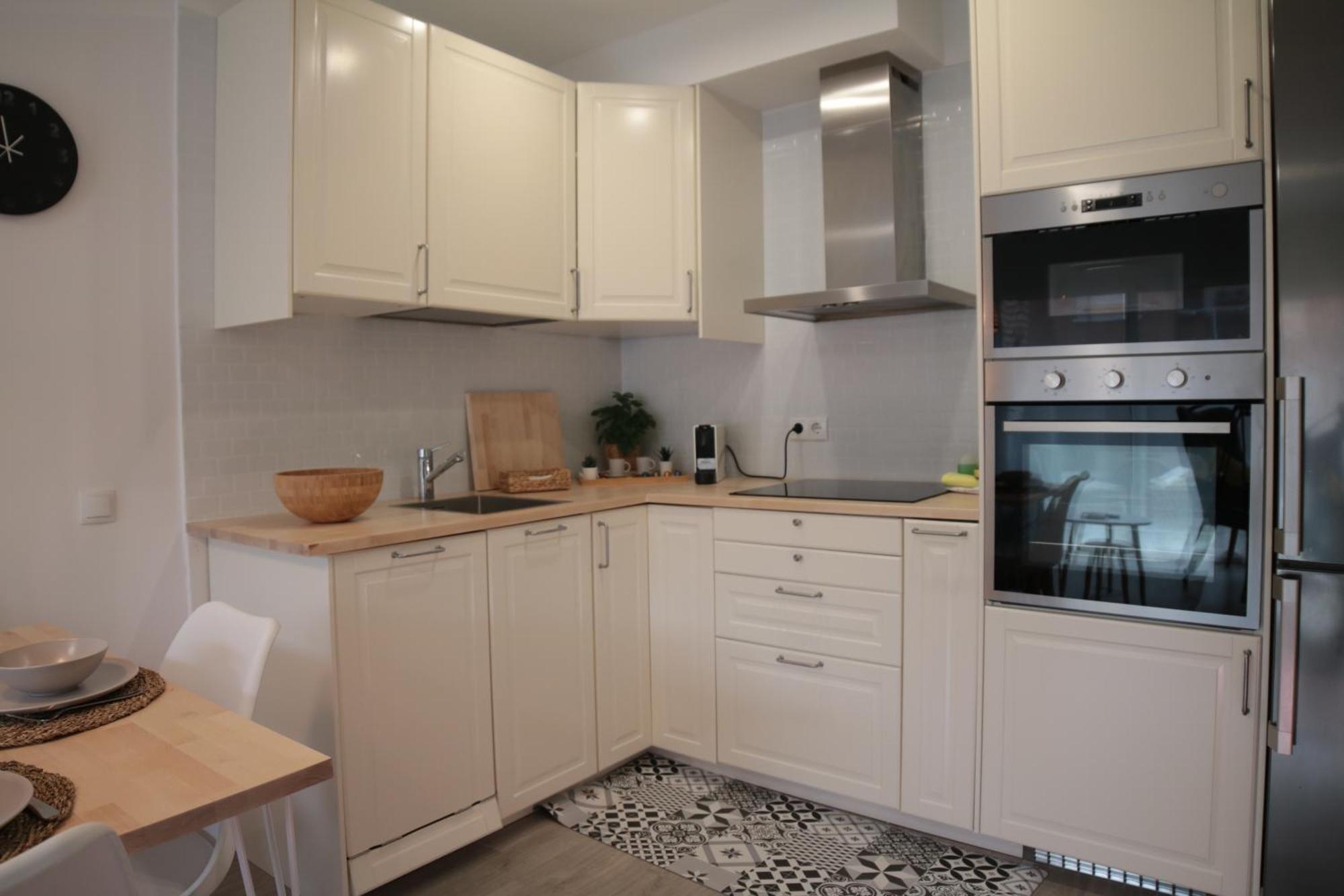 Modern Apartament Al Costat Del Parc De La Devesa Girona Exterior foto